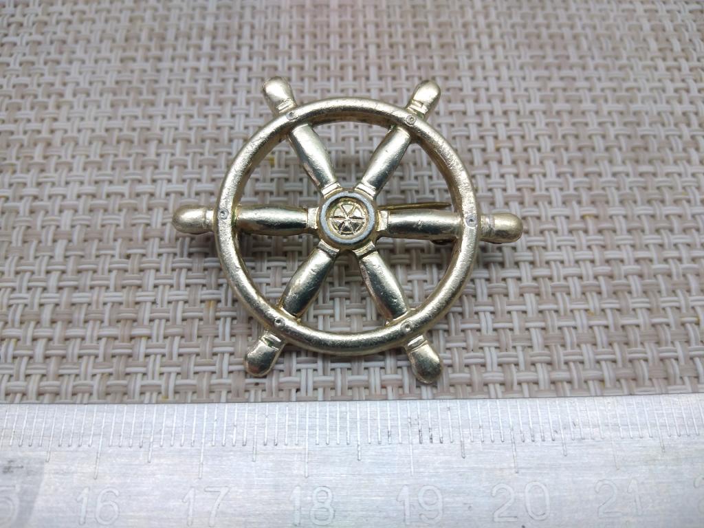 Брошь времён СССР. Винтаж. лег.мет. Рекорд?