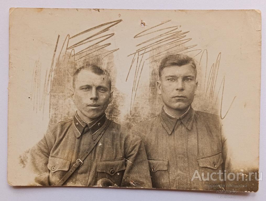 4990. РККА. Военные, петлицы. Подписано, 1942 год