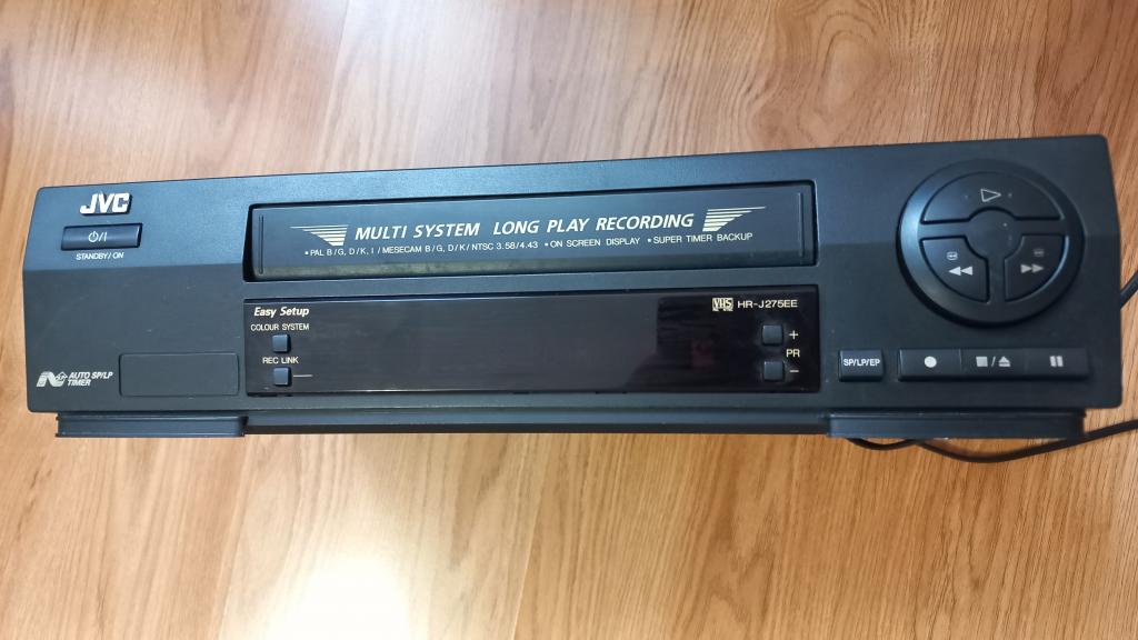 Видеомагнитофон кассетный JVC HR - J275ЕЕ