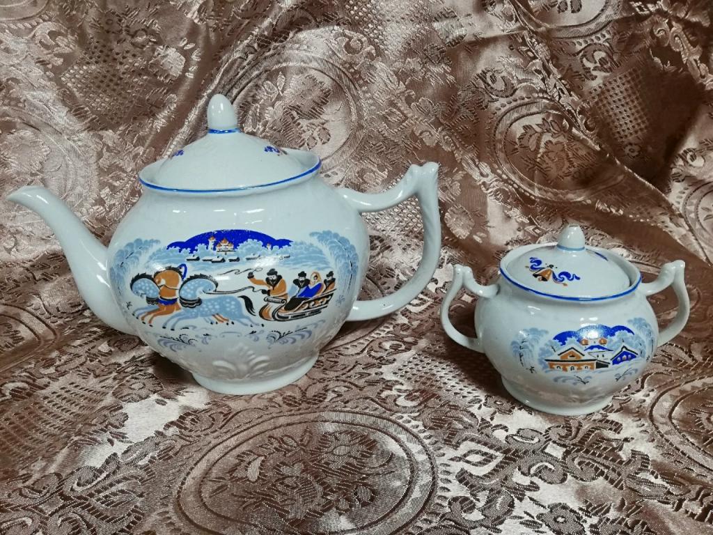 Очень редкие чайник СССР большой, .доливочный/ заварочный и сахарница "Зима " "Новый год " Раритет