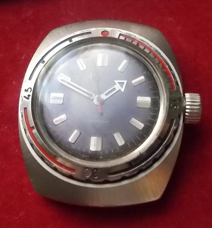 Часы СССР Восток 17 камней Амфибия нержавеющая сталь на ходу отличные 095945