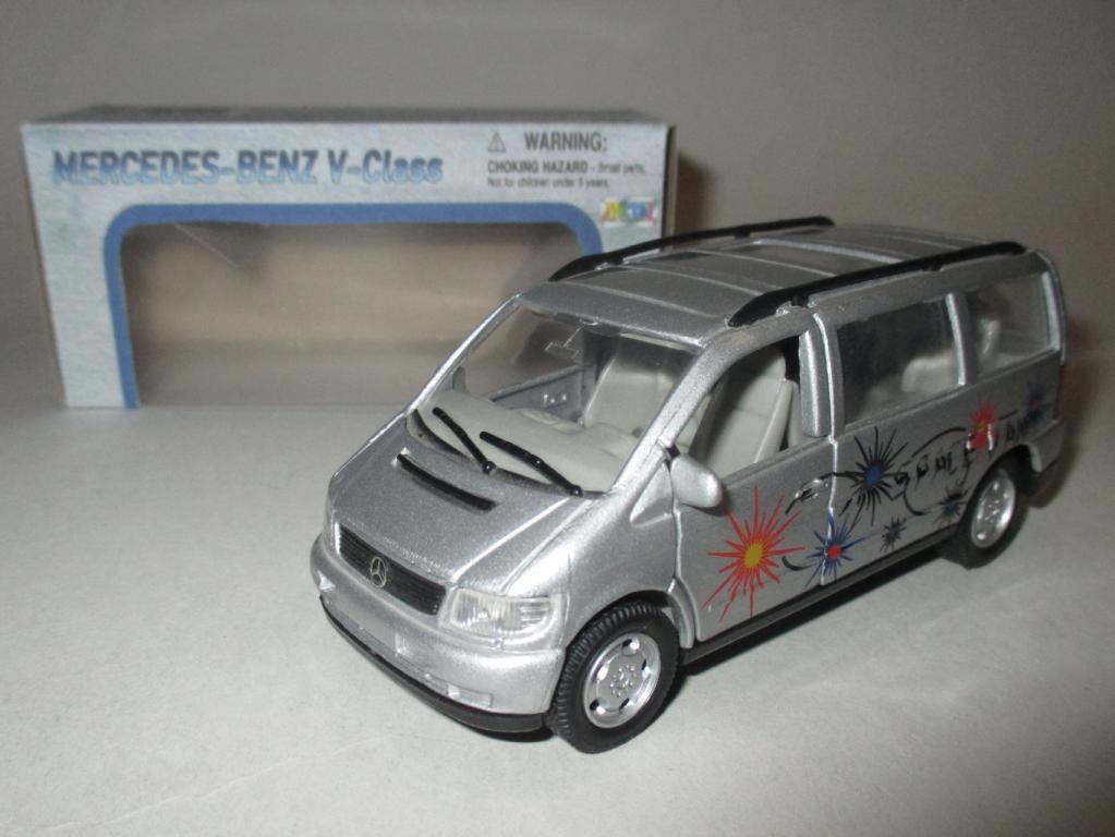 модель авто Mercedes Benz V Class / Мерседес Бенц В класс (WELLY) Читайте описание!!!