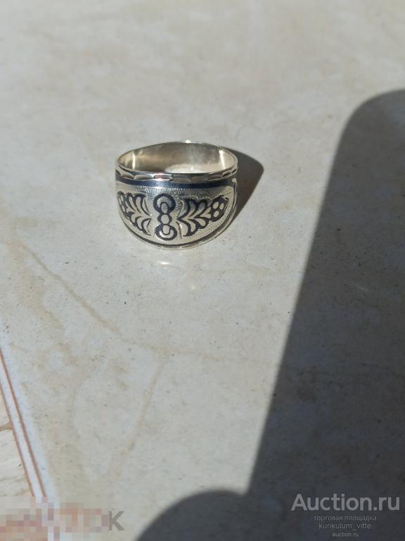 Кольцо. Серебро, чернь. Кубачинский комб. худ. изделий. 1993