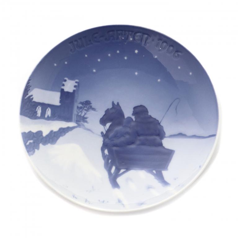 Рождественская фарфоровая тарелка. Bing & Grondahl, 1906 год.