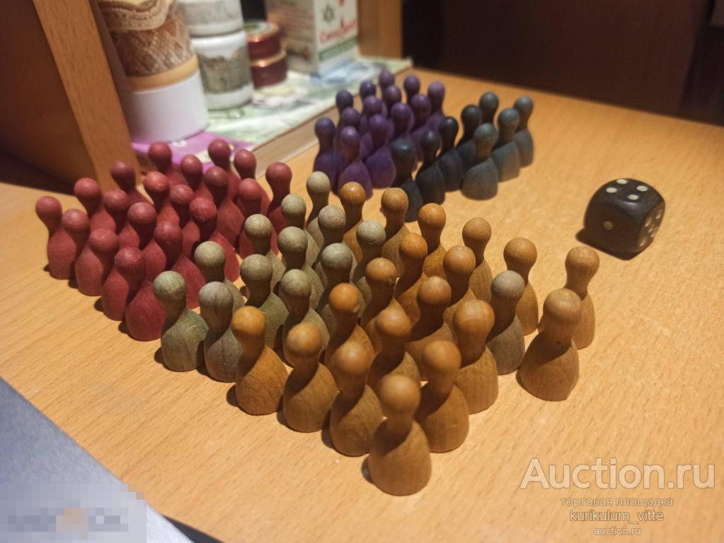 72 деревянные фишки (5 цветов) + игральн. кубик