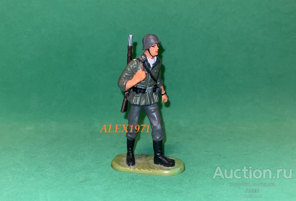 ELASTOLIN HAUSSER, ГЕРМАНИЯ, № 10061 СОЛДАТ ИДУЩИЙ С К 98, НЕМЕЦКИЕ СОЛДАТЫ, ФИГУРКИ, СОЛДАТИКИ