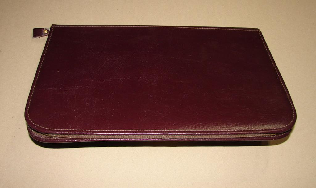 Кожаная папка на молнии. 70е. Фирма WICO. Чехословакия.