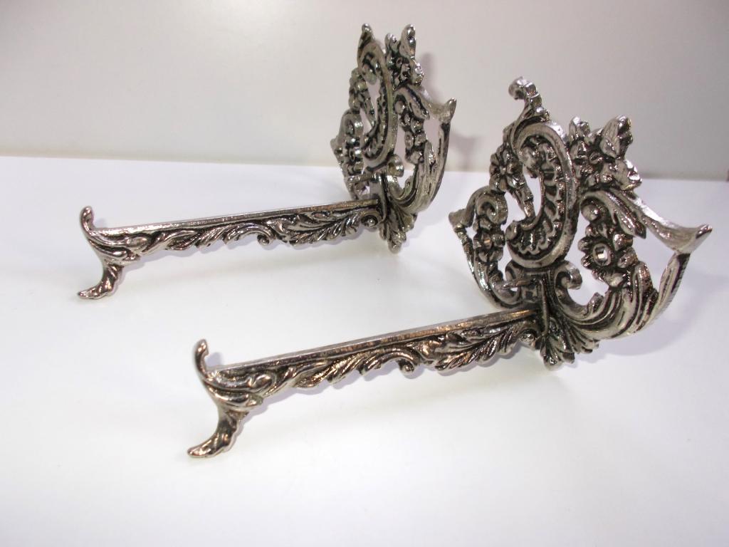 Красивейшая пара кронштейнов - крепления для полки. Латунь