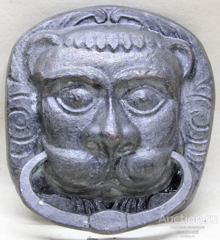 Ручка - вешалка Лев, силумин СССР, не частая, объемная.