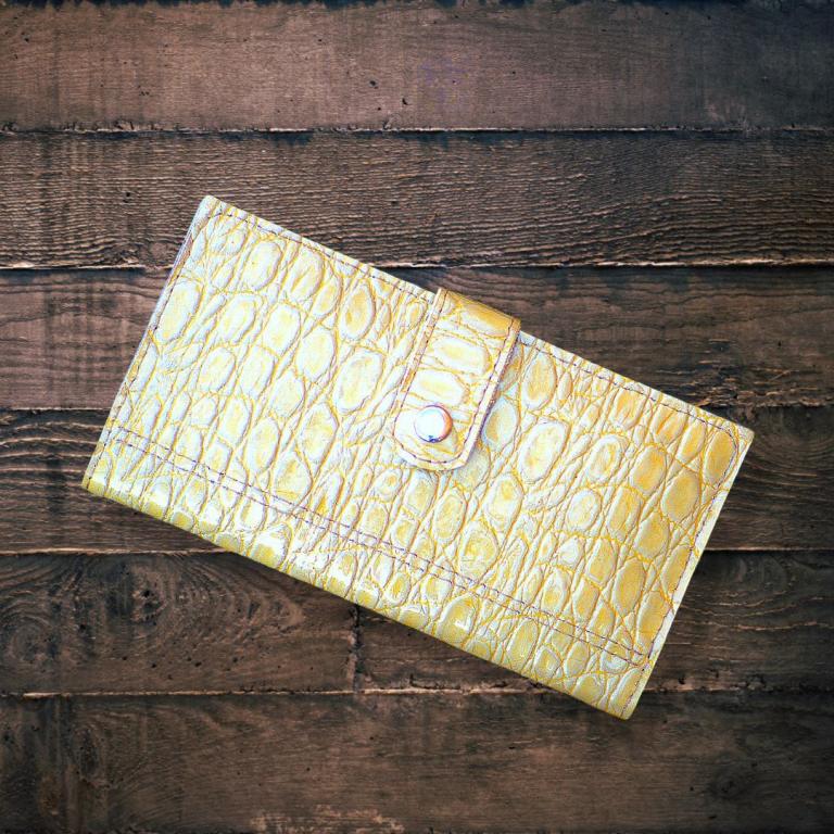 Тревелер, лонгер из натуральной лакированной кожи "Бронзовый крокодил"