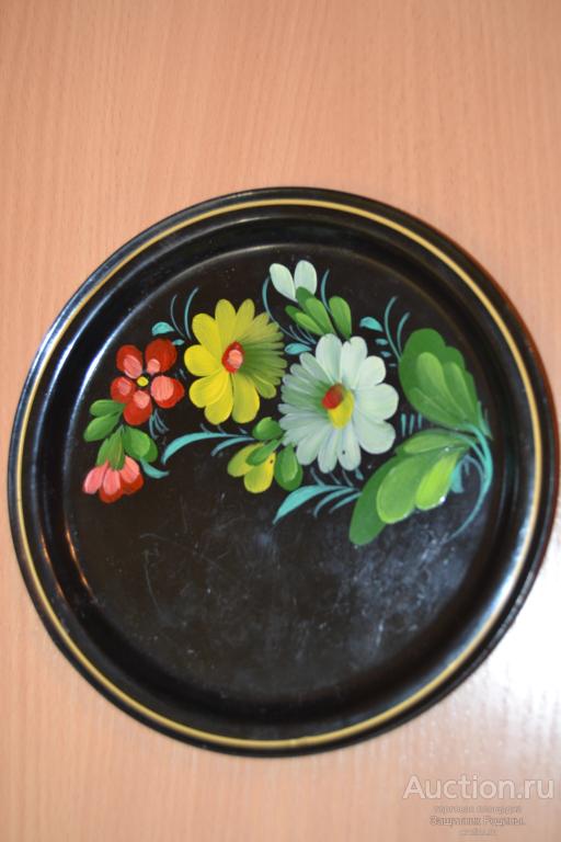 Поднос маленький. Ручная роспись? Жостово.