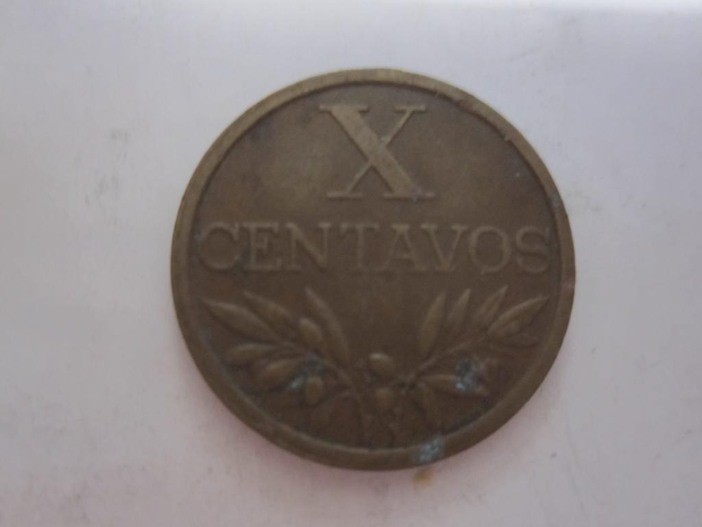 Португалия 10 сентаво 1966 г.