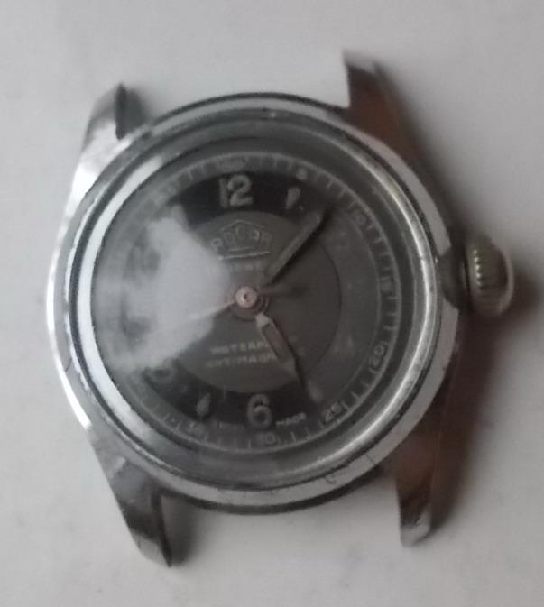 Часы швейцарские мужские небольшие Rocar 15 камней не на ходу