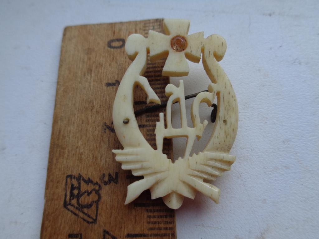 знак духовная семинария,до 1917 года,кость,оригинал.