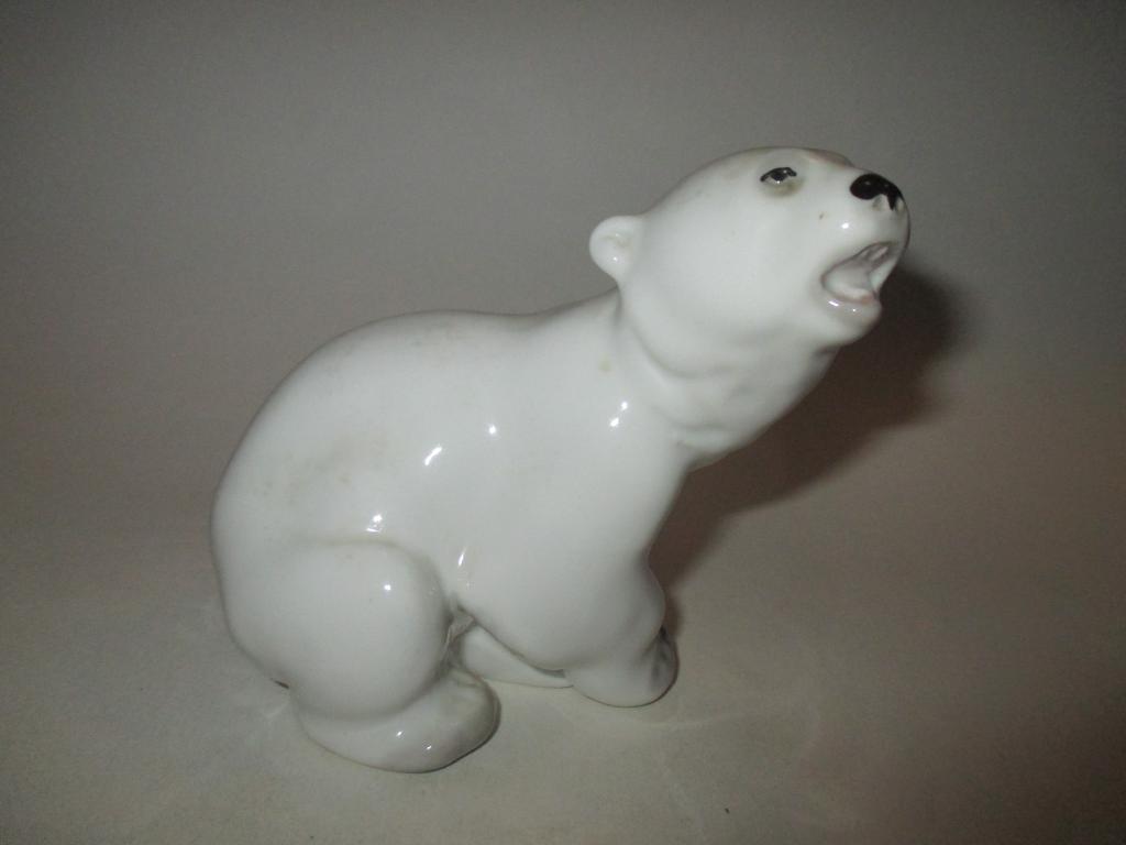 Статуэтка Лот №39 Медведь ( более 100 позиций) Читайте Описание!!!