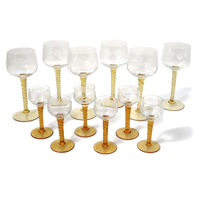 Фужеры и рюмки на 12 предметов. Богемский хрусталь. Европа