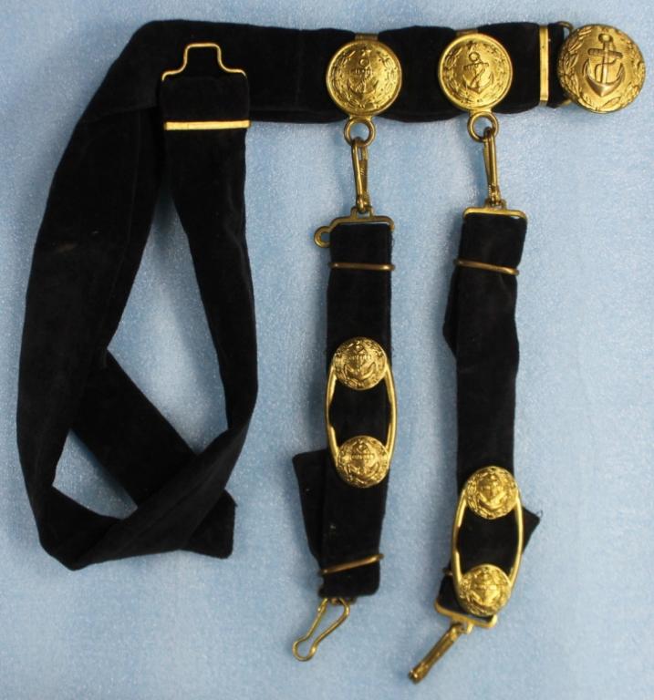 Ремень офицера ВМФ СССР с подвесами для морского кортика.