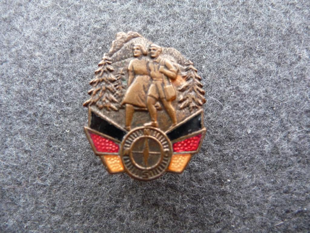 ГДР : Туристы республики 50 - 60г. - Оригинал, тяжёлый, нечастый, винтовой, отличное состояние.