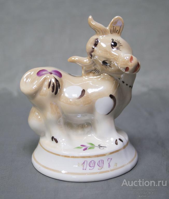Статуэтка Корова, гороскоп 1997 г, ОФЗ, высота 11 см  (3)