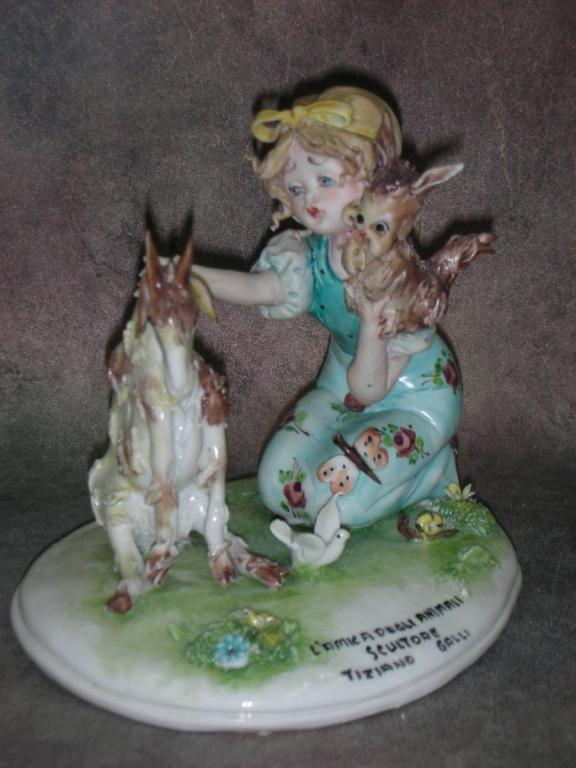 Статуэтка. Фарфор. Друг животных. Capodimonte. Италия