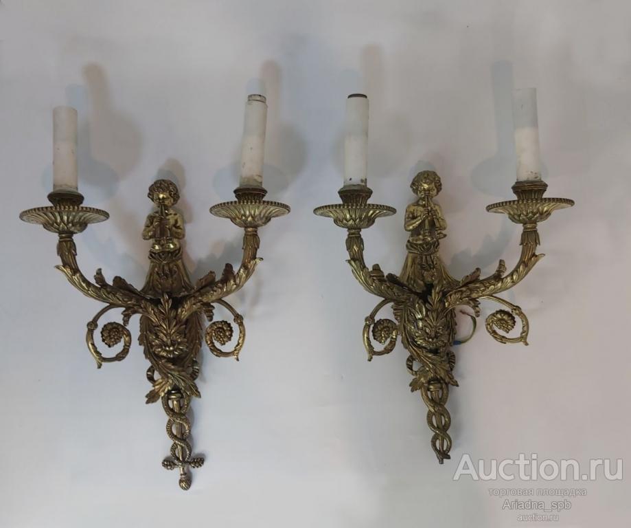 Пара французских бра / подсвечников из бронзы, в стиле Людовика XVI, XIX в.