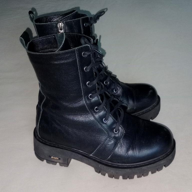 Ботинки кожаные 37 размер Angelina черные женские натуральная кожа демисезон осень утепленные обувь