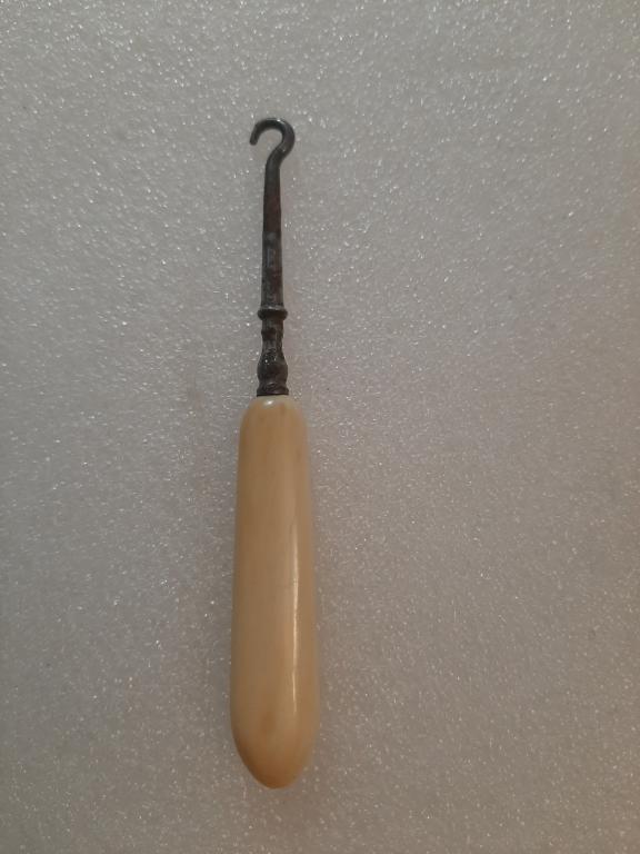 КРЮЧОК ВЯЗАЛЬНЫЙ СТАРИННЫЙ МЕТАЛЛ КОСТЬ НАЧАЛО 20 в