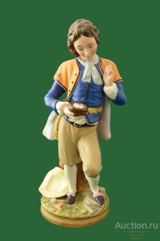 Вербилки. 30-е годы. Юноша с гнездом. Реставрация