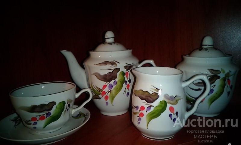 (Барановка). Заварной чайник,сахарница, сливочница, чайная пара