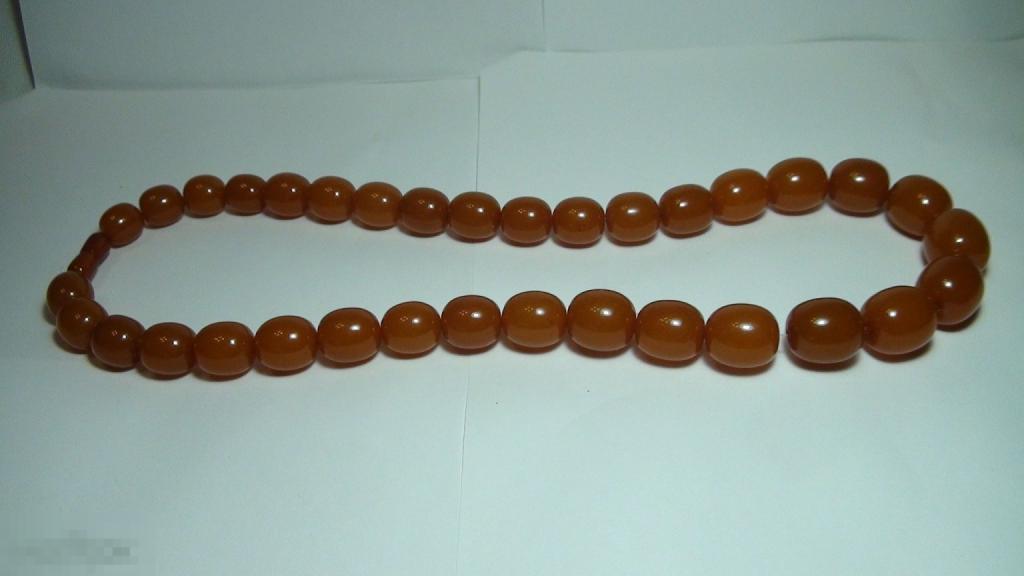 Бусы янтарь 110,2гр