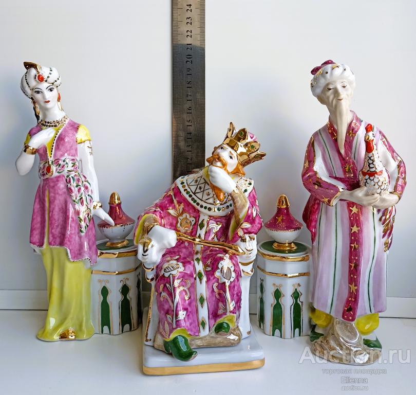 Статуэтки триптих  Золотой петушок . Дулево. Сказка Царь  Звездочет Царица Петух