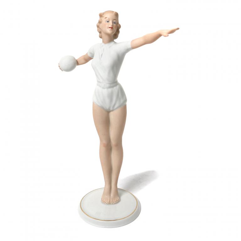 Фарфоровая фигура "Гимнастка с мячом". Wallendorf