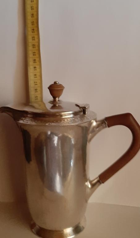 Серебряный кофейник. Англия. г.Бирмингем 925пр. дата изг. 1934г. вес 460 гр.