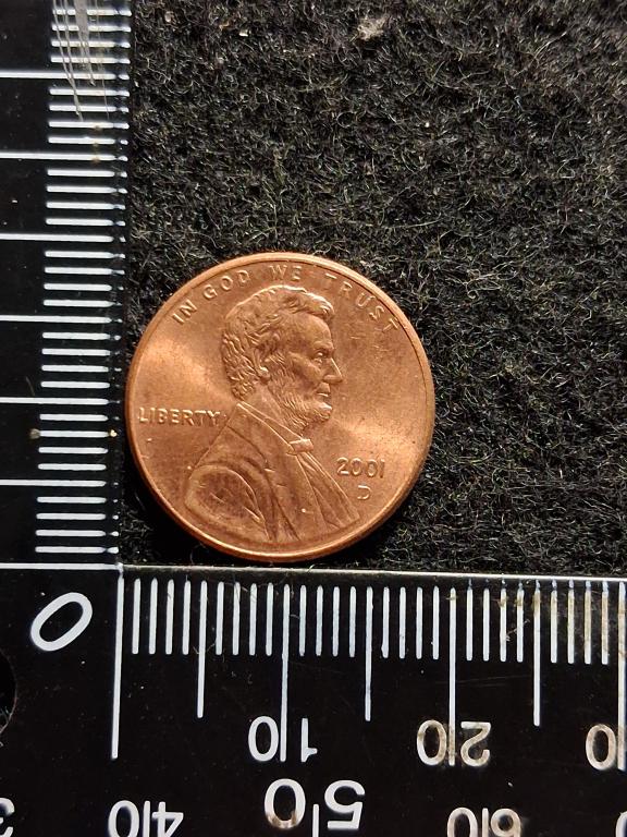 Монета "1 ЦЕНТ 2001 D" / США (3)