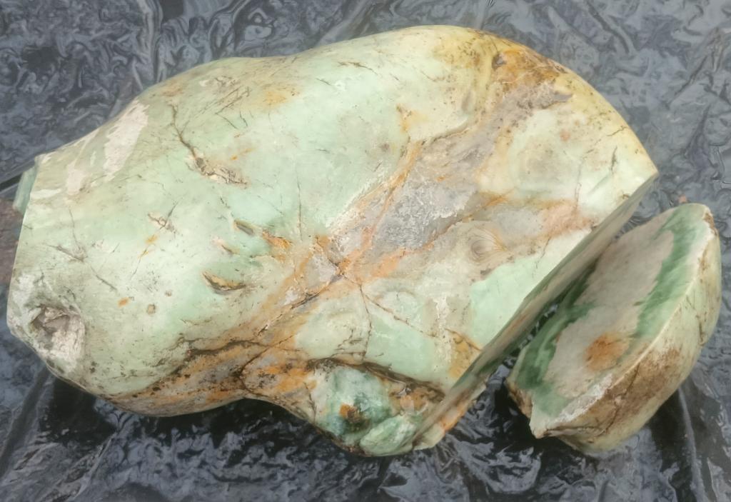 Нефритойд подушка окатанный речной вес 6.5 кг