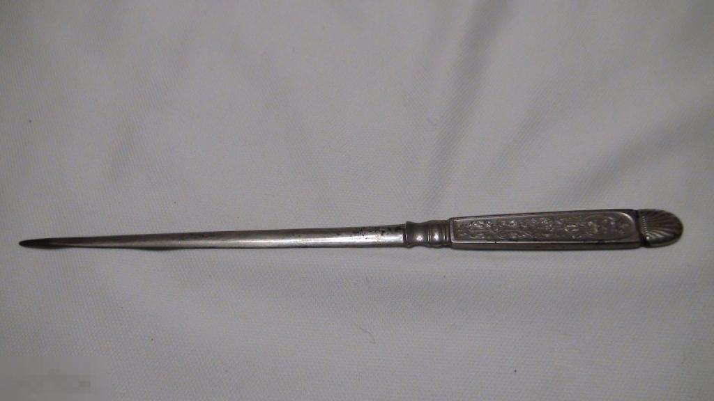 Нож для бумаг