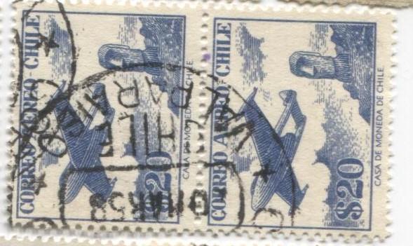 1956 Чили Авиапочта.Самолет над идолом острова Пасхи 2м сцепка.гаш