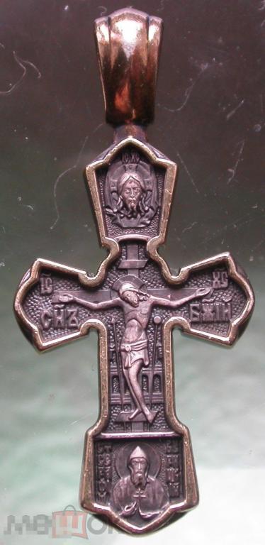 Серебряный с позолотой и чернением крест. 925 российская проба. 7.3 гр.