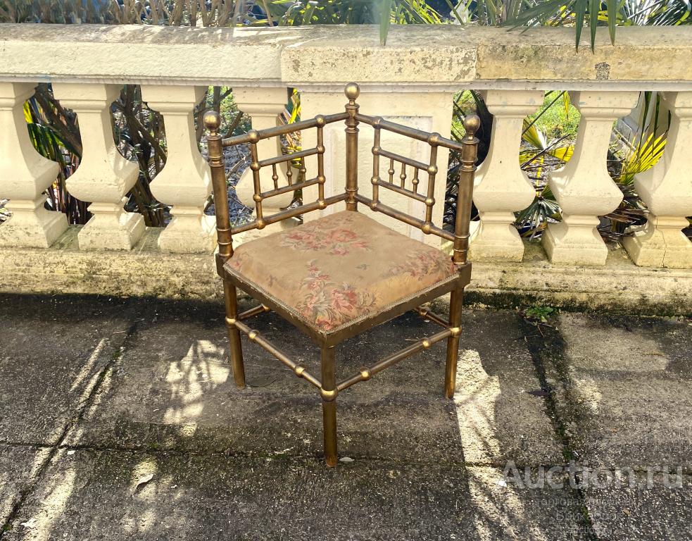 Антикварный угловой стул Золотой бамбук XIX век