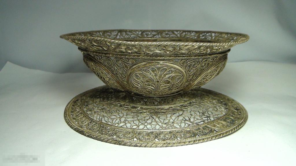 Конфетница  серебро без пробы (925)   262,8гр