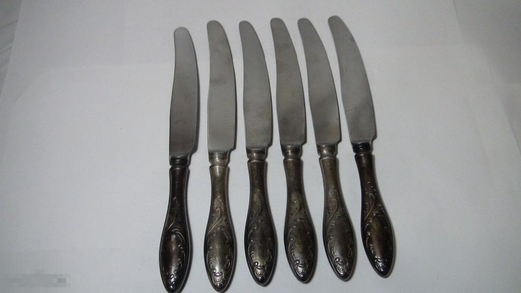 Столовые  ножи мельхиор  А17