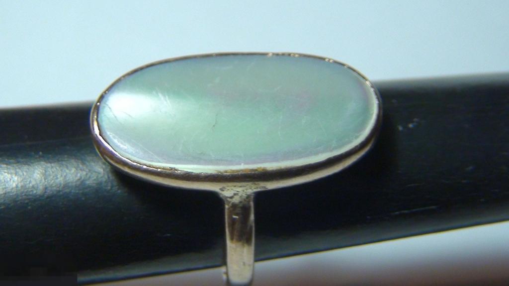 Кольцо размер 18  583 проба  4,2гр