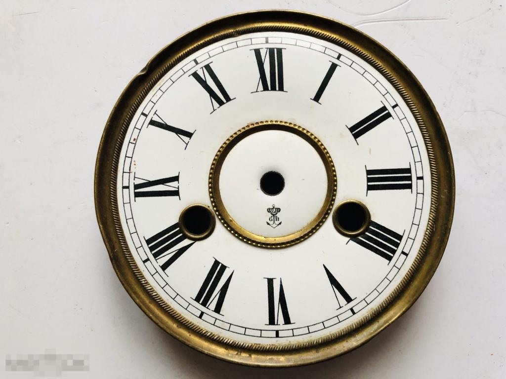 Циферблаты от старинных часов Le Roi a Paris