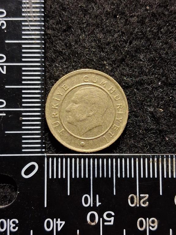 Монета "10 КУРУШ 2010", Турция