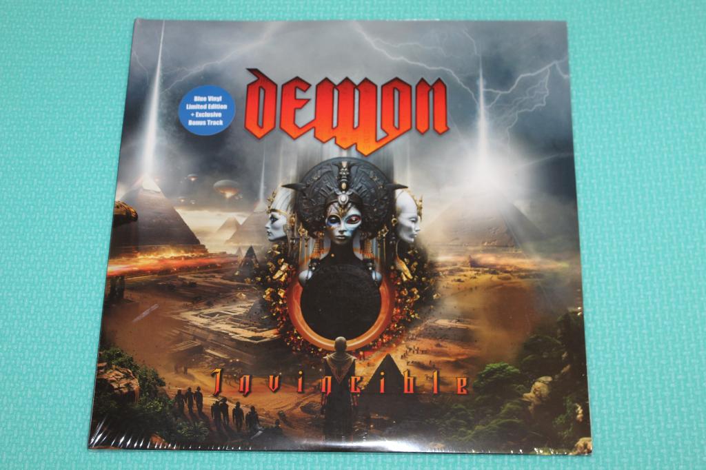 Demon / Invincible 24 / EU 2 LP BLUE