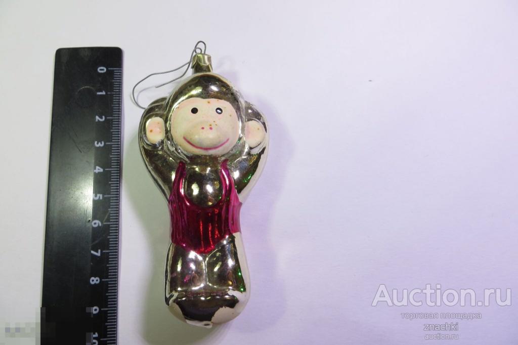 ЕЛОЧНАЯ ИГРУШКА  СССР ОБЕЗЬЯНКА   ГИМНАСТКА       ( № 83 )