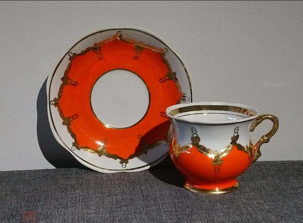 #1 Чайная пара  Барановский завод бутон фарфор СССР 1960-е