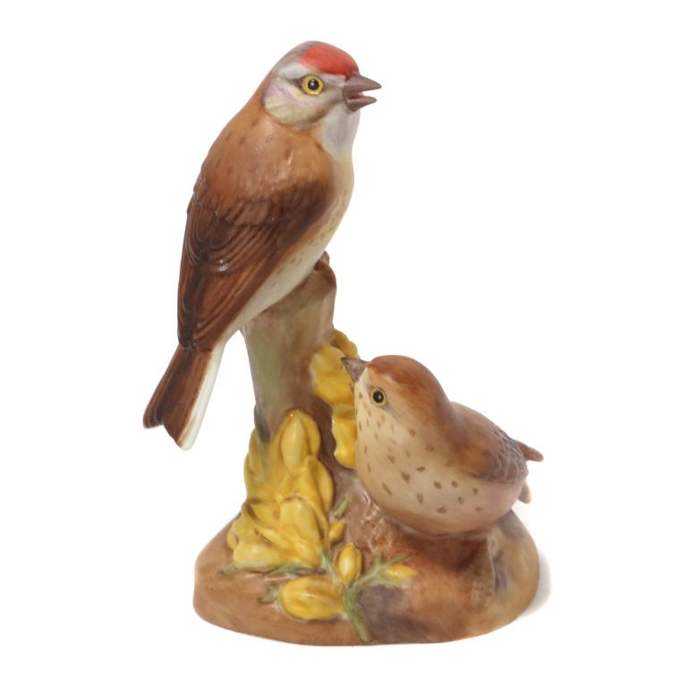 Фарфоровая фигура "Желтые овсянки". Royal Worcester