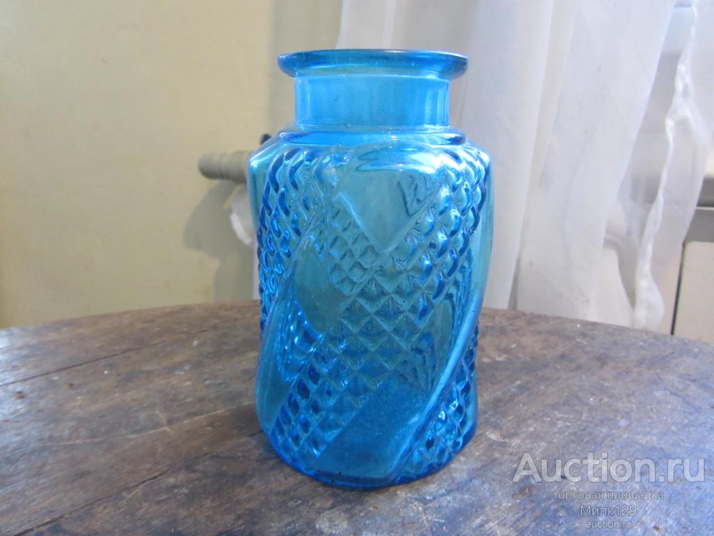 Чайница, цветное стекло.