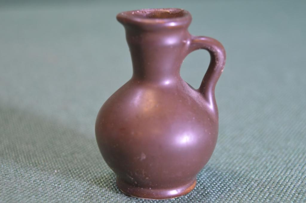 Кувшин миниатюрный. Тбилисский керамический комбинат. Клеймо. СССР.